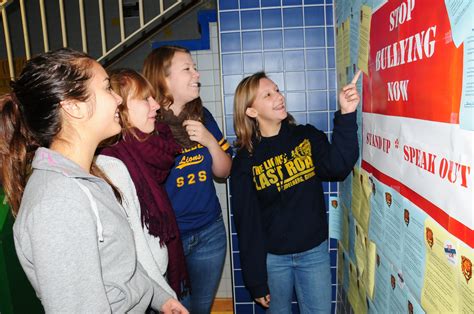 Heidelberg High students, staff gang up on bullies | Article | The ...