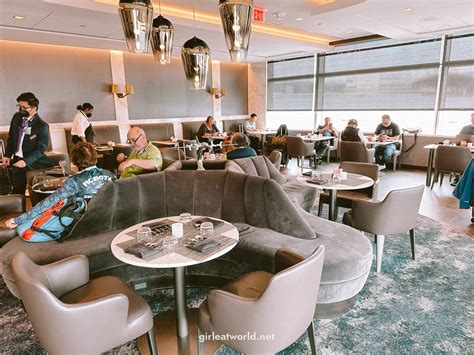 Visiting The United Polaris Lounge in San Francisco International ...