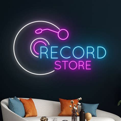 Music Store Sign 的图像结果