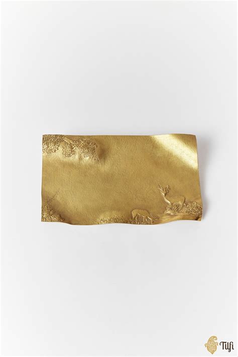 'At the Watering Hole' Shikargah Handcrafted Brass Platter - Tilfi