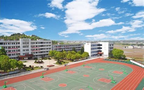 汕头市卫生学校2022年招生办联系电话_广东职校资讯_招生报考网