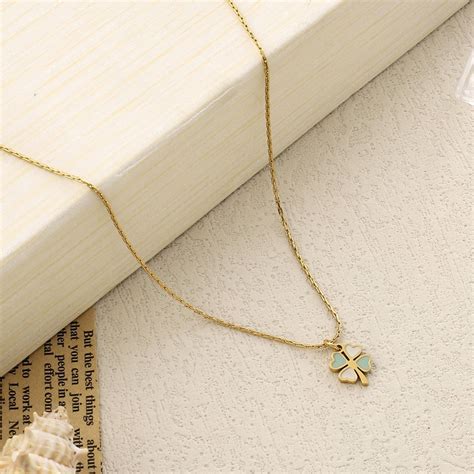 Green & White Clover Gold Necklace | Salty – Salty Accessories