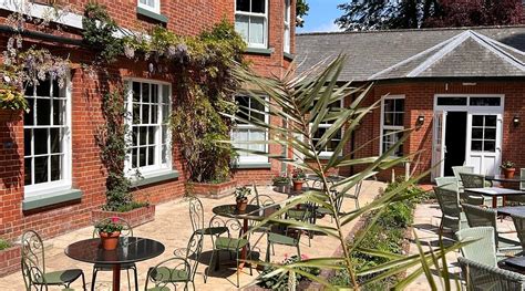 THE SALHOUSE LODGE - B&B Reviews, Photos, Rate Comparison - Tripadvisor