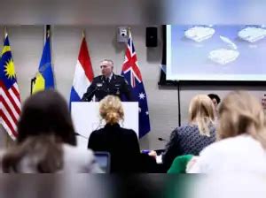MH17: International team suspends investigation into MH17 downing - The ...