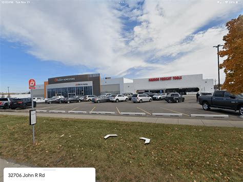 Former Toys “R” Us/Kids “R” Us. Madison heights, Michigan. : r ...