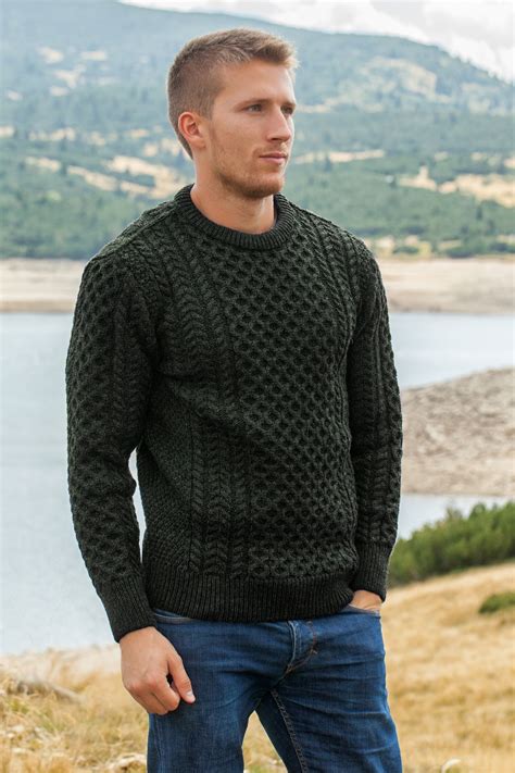 Mens Cable Knit Sweater Knitting Pattern at Albert Avila blog
