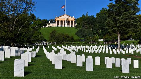 Robert E Lee Grave