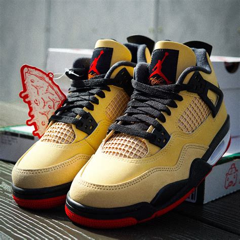 Air Jordan 4 Pizza Store List 2025 | SneakerNews.com