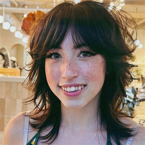 25 Best Wolf Cut Ideas to Make You Stand Out! | HairAide | Haircuts for ...