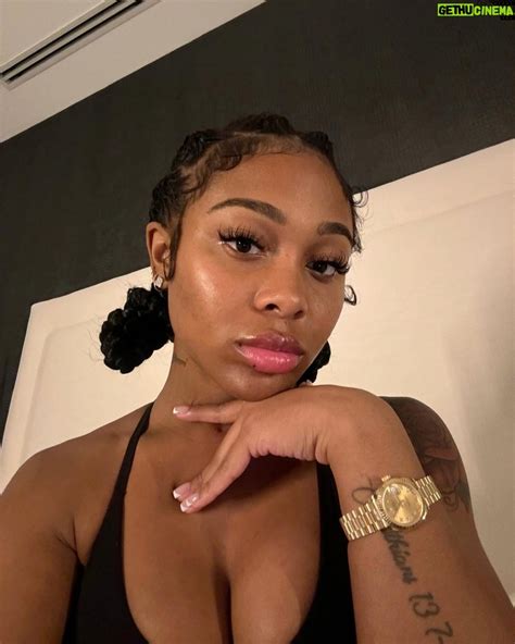 Jayda wayda zodiac 60 photos - Astrologytoyou.com