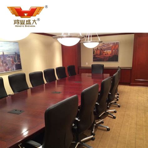 Multifunctional Conference Room 的图像结果