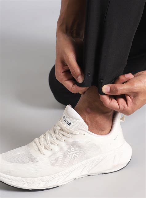 Buy the Best Men's Sportswear Online in India | Cult Store