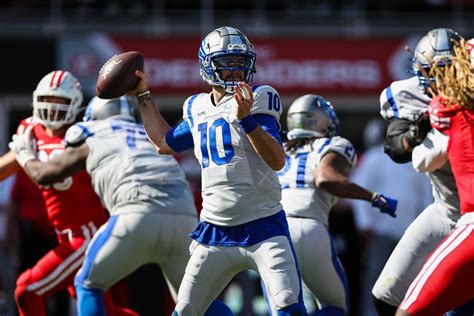 Battlehawks hoping quarterback AJ McCarron comes back - al.com