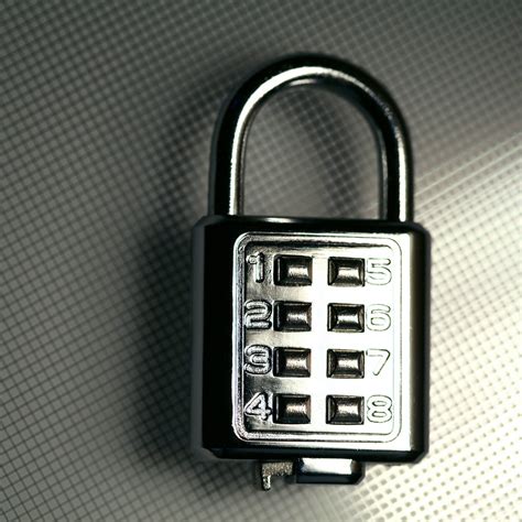 How to Reset a Combination Lock: Step-by-Step Guide | Secure Tips ...