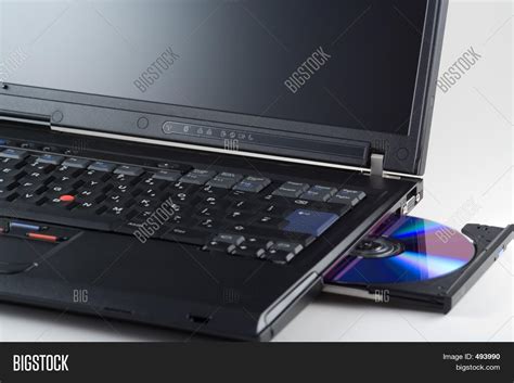 Computer Loading From Movies 的图像结果