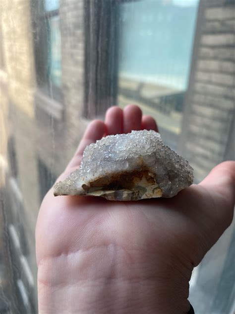 Found in Hopewell, OH. Believe it is druzy quartz? : r/rockhounds
