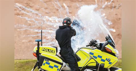 Exploding Guns 的图像结果