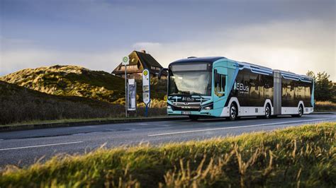 Electric bus registrations in Germany Q1 2025: Daimler still leads, MAN ...