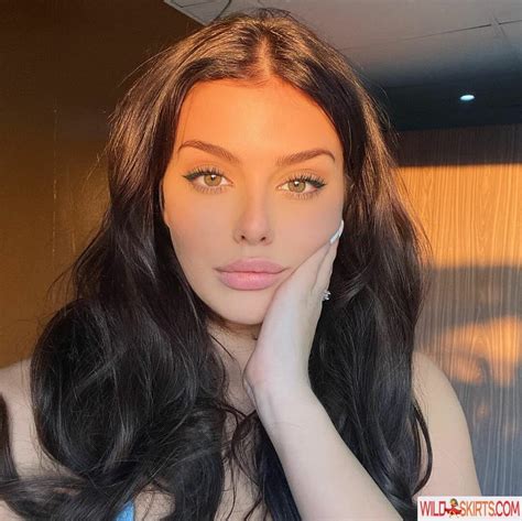 Emily BIack / ItsEmilyBlackYT / embIack / emblack / itsemilyblack nude OnlyFans, Instagram ...