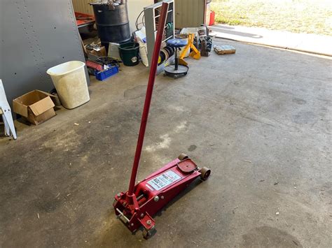 Snap-On YA700B Floor Jack | Agriculture | BigIron