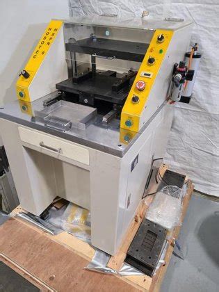 HOSOTEC 8 Ton Press Depaneling machine PCB Separator PCB Singulation ...