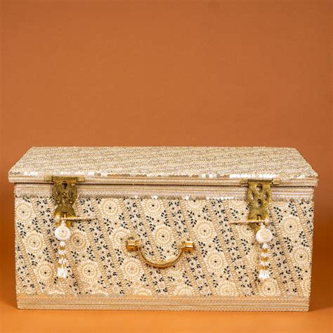 Zehra Trousseau Trunk (Large) – Pataaree Studios Pvt Ltd