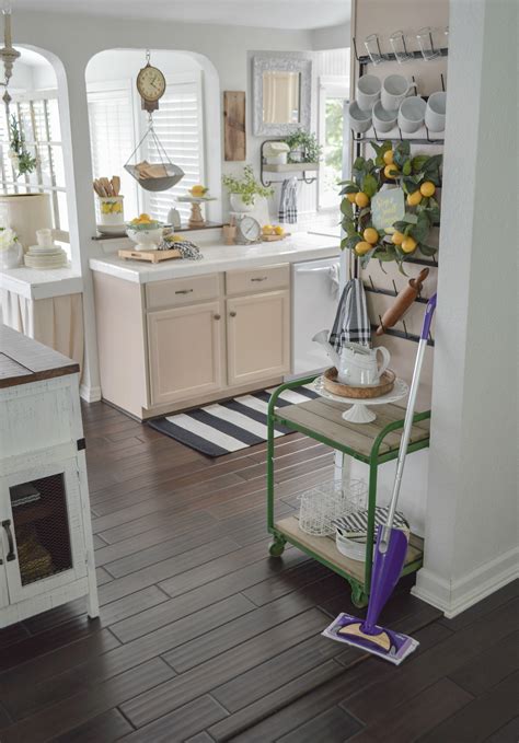 Is Swiffer Wetjet Good For Hardwood Floors | Floor Roma