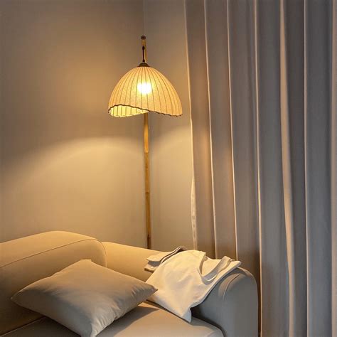 Sanna Floor Lamp – Vakkerlight