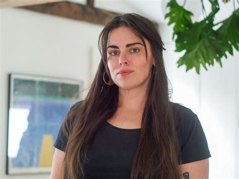 How a 33-year-old single woman bought a home by herself | Fortune