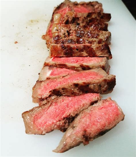 how long to cook a medium rare ny strip steak
