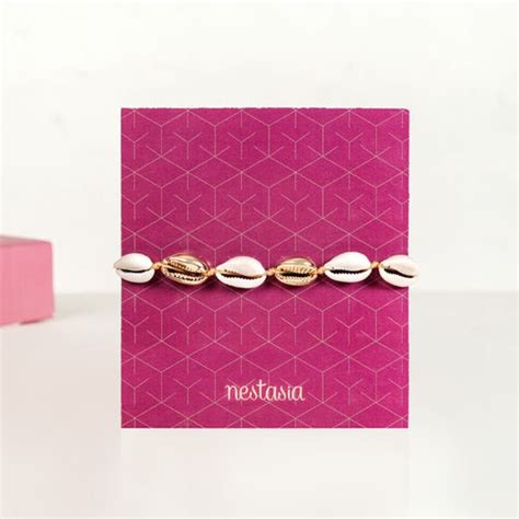 Artist Paint Palette Brooch Pin Online - Premium Beauty Accessory ...