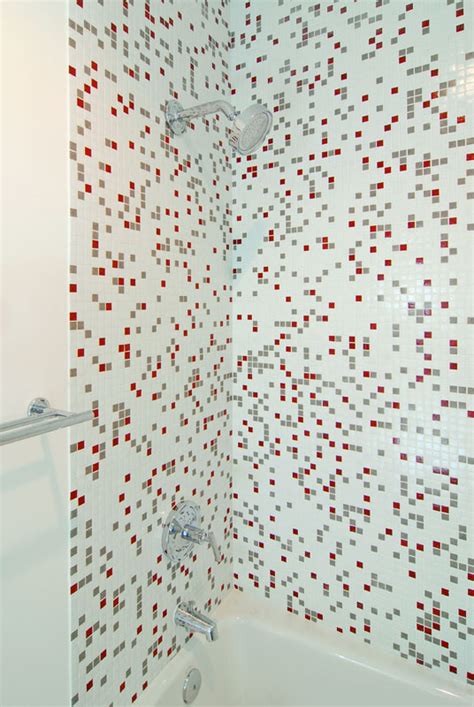 Glass Mosaic Kitchen Tile from Hakatai