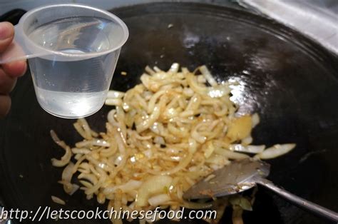 Left-Wing Chicken 的图像结果