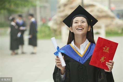 大四学生把毕业会开成音乐会，一听就惊艳了！--邵阳学院