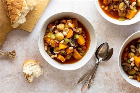 Slow Cooker Vegetable Soup Recipe | Vegan Girls Guide