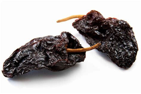12 Common Dried Chile Peppers to Spice up Any Dish