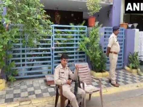 MP: EOW raids house and office of Indore Municipal Corporation's garden ...