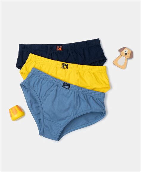 Buy Super Combed Cotton Solid Brief with Ultrasoft Waistband - Coronet ...