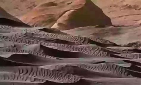 NASA Has Released Its Clearest Images Yet of Mars 140 Million Miles ...