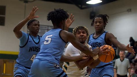 nc-high-school-basketball-photos-hunter huss-crest-jan-20-2023