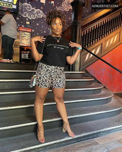 BRITTANY L. SMITH Feet - AZNudeFeet