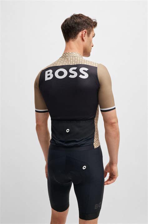 BOSS - BOSS x ASSOS training jersey with breathable quick-dry front - Beige