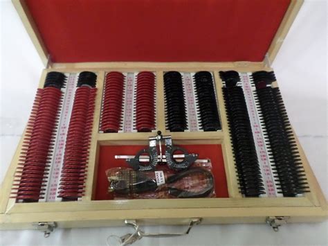 KASHSURG Trial Lens Set Illuminated with 232 Lens and Frame Standard in ...