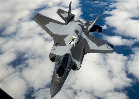 F-35 Lightning Shows Camo Unlike Anything We've Seen Before - autoevolution