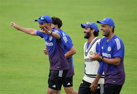 अंशुल कम्बोज का मैनचेस्टर में डेब्यू पक्का, गौतम संग 'गंभीर' चर्चा के ...