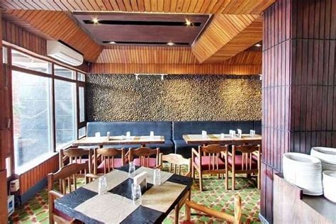 8 Best Restaurants In Srinagar That Are Perfect For All!