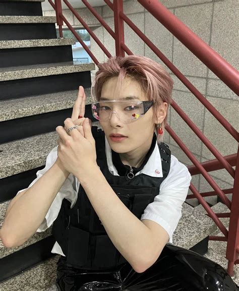 221023 realstraykids - Last one! Thank you so so much for the last 3 ...