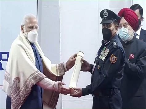 PM Modi confers Subhas Chandra Bose Aapda Prabandhan Puraskar to NDRF