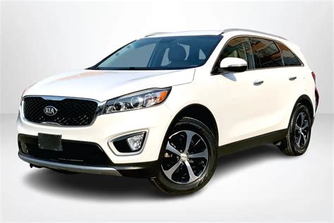Kia Sorento 2016: 52 autos a partir de $200,000 MXN