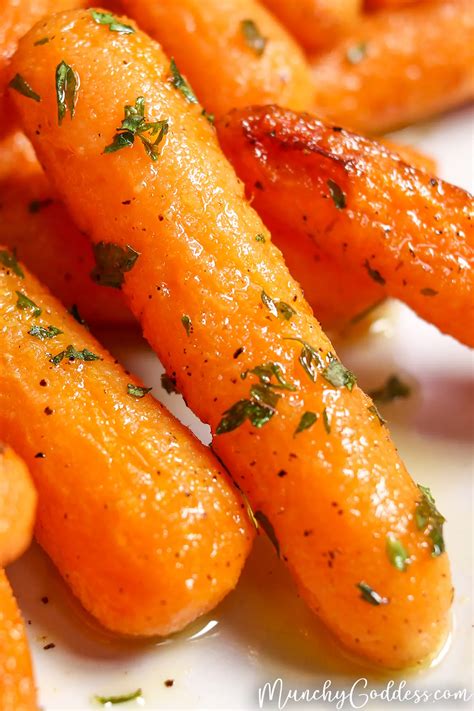 Easy Air Fryer Baby Carrots + Video | Munchy Goddess